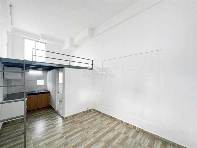 Thuê Phòng Trống Hay Full Nội Thất: So Sánh Chi Phí Tiết Kiệm